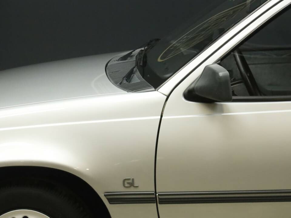 Afbeelding 13/50 van Opel Kadett 2,0i GSi (1988)