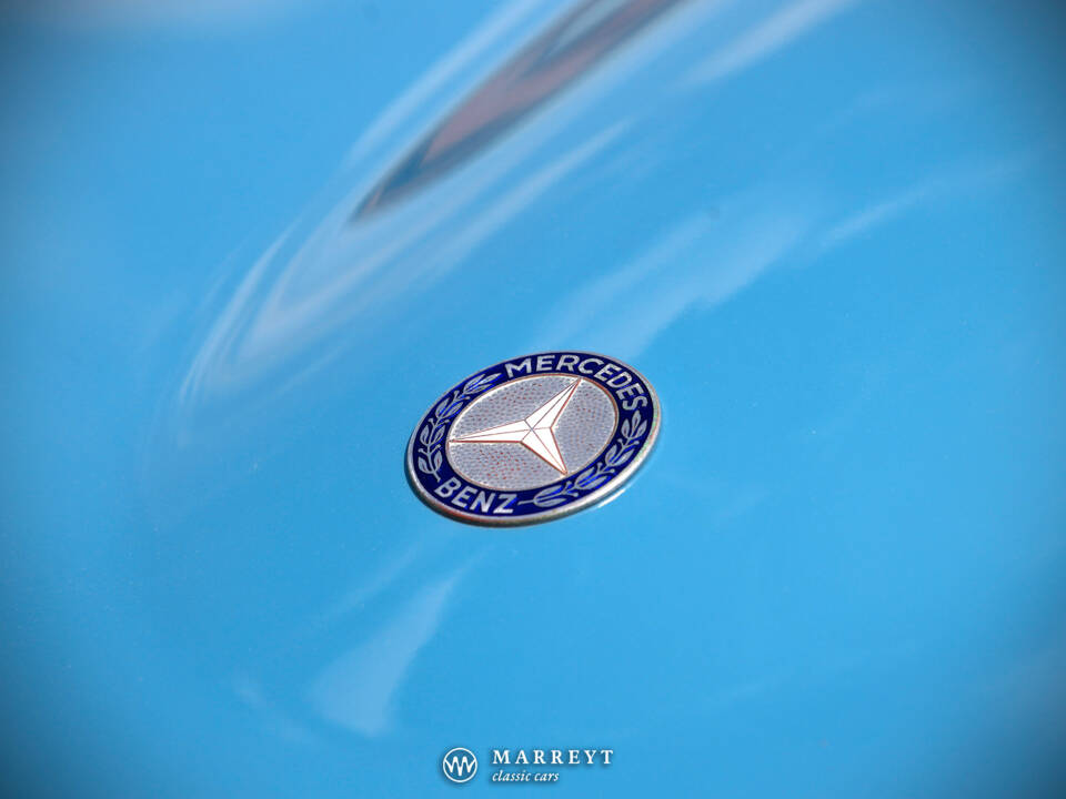 Imagen 18/50 de Mercedes-Benz 190 SL (1962)