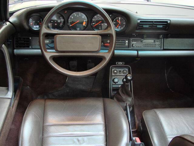 Bild 2/9 von Porsche 911 Carrera 3.2 (1986)