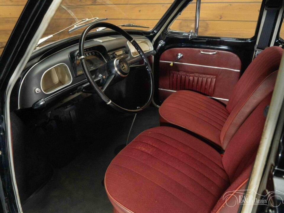 Imagen 14/19 de Renault Dauphine Export (1965)