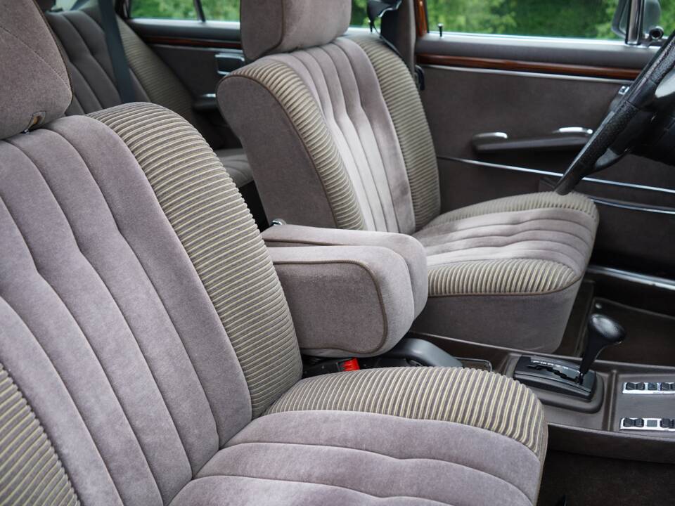 Afbeelding 62/89 van Mercedes-Benz 300 SEL 6.3 (1972)