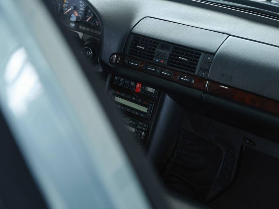 Bild 40/50 von Mercedes-Benz S 600 L (1999)