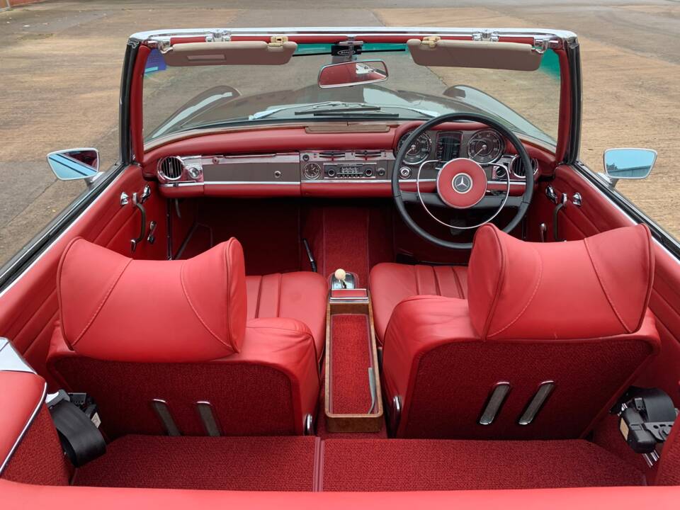 Afbeelding 6/14 van Mercedes-Benz 280 M-SL (1966)