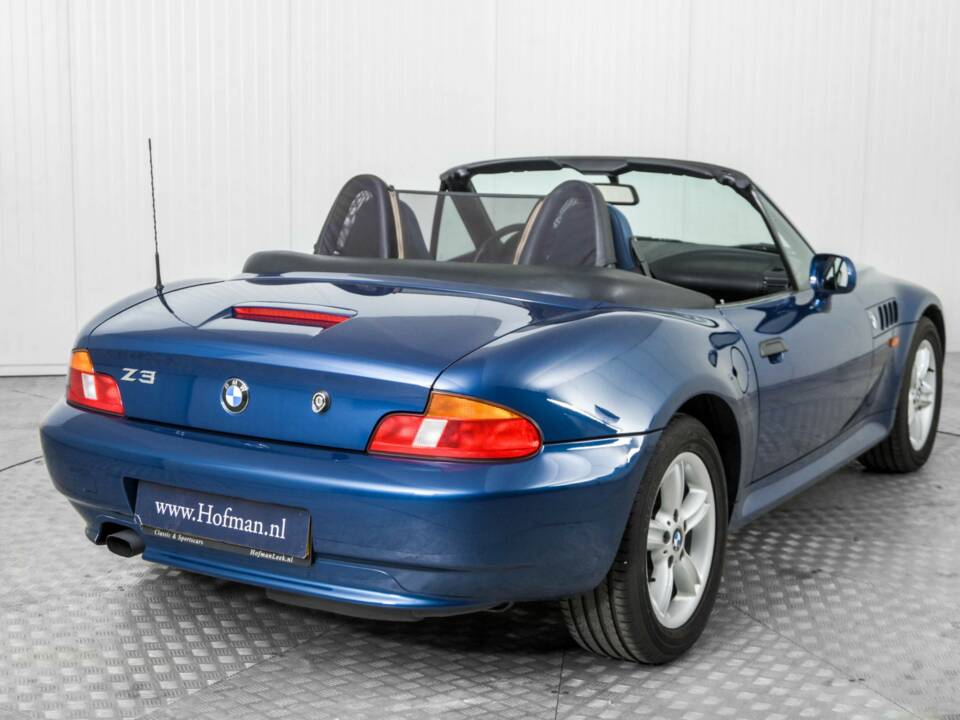 Bild 26/50 von BMW Z3 1.9i (2000)
