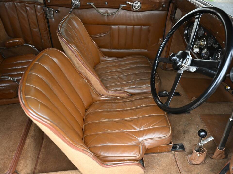 Bild 45/50 von Lagonda 2 Litre Weymann "Honeymoon Coupe" (1929)