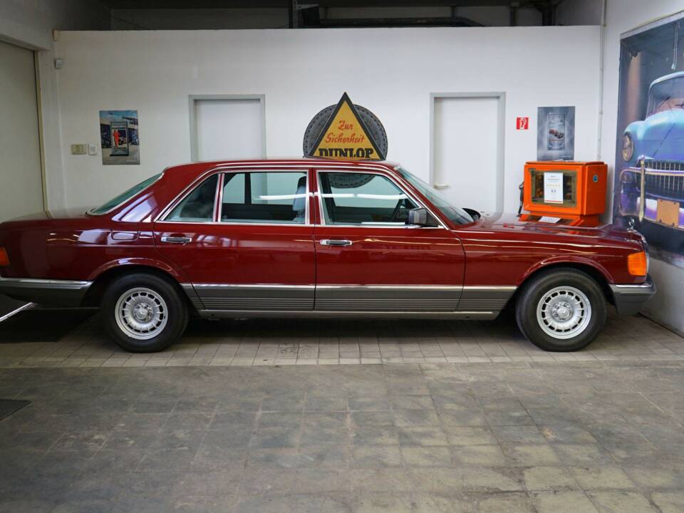 Immagine 41/42 di Mercedes-Benz 500 SEL (1982)