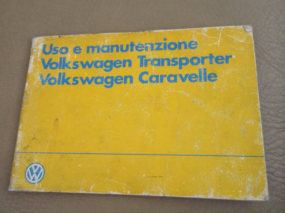 Image 37/40 of Volkswagen T3 Caravelle 2.0 (1987)