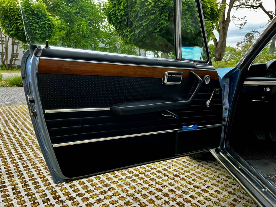 Bild 24/29 von BMW 3,0 CSi (1973)