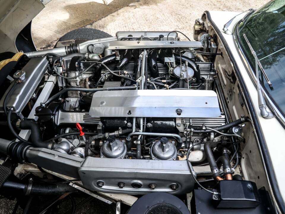 Bild 37/41 von Jaguar E-Type V12 (1972)