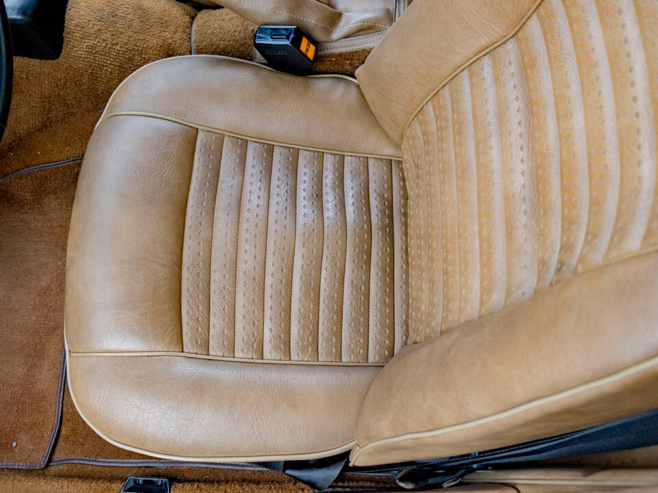 Imagen 27/30 de Triumph TR 6 (1977)
