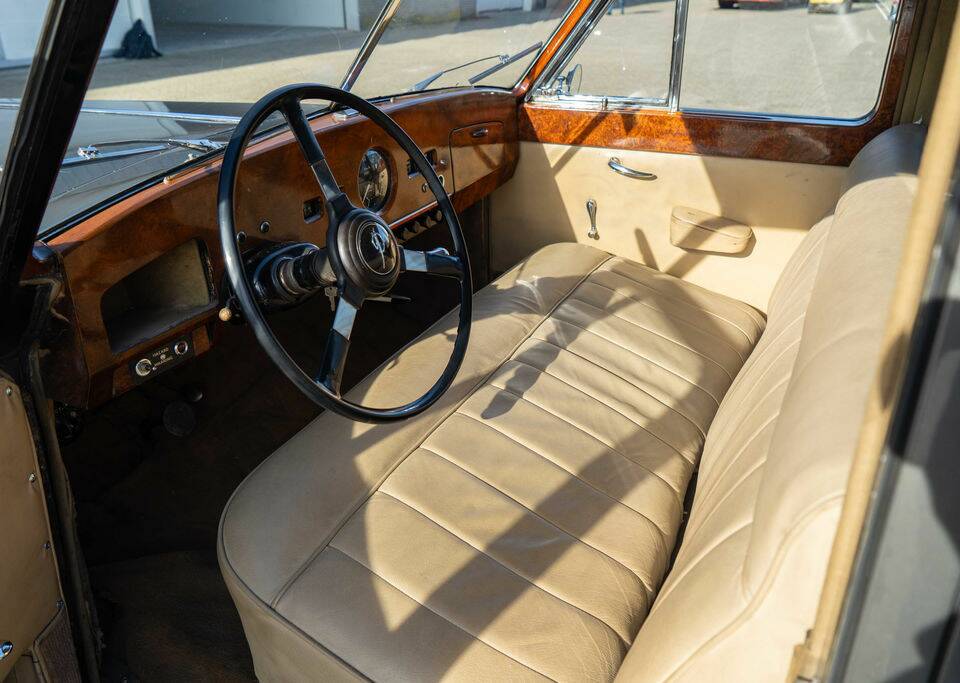 Bild 2/8 von Vanden Plas Princess Limousine (1967)