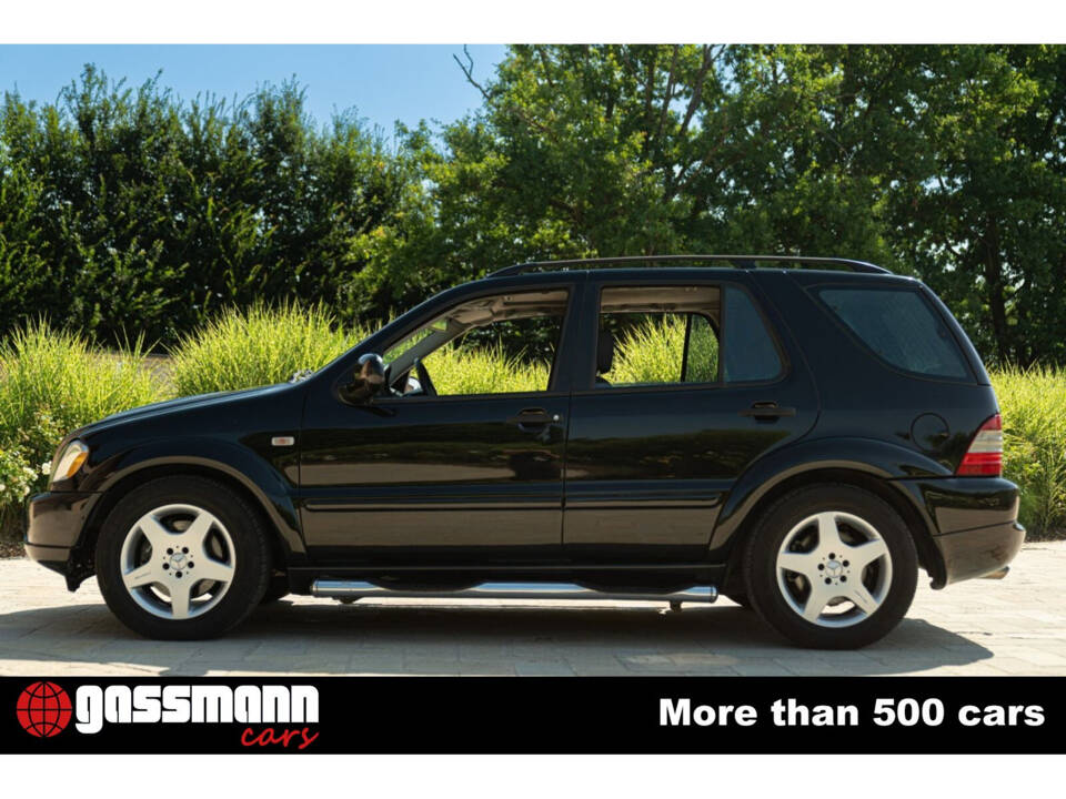 Afbeelding 5/15 van Mercedes-Benz ML 55 AMG (2000)