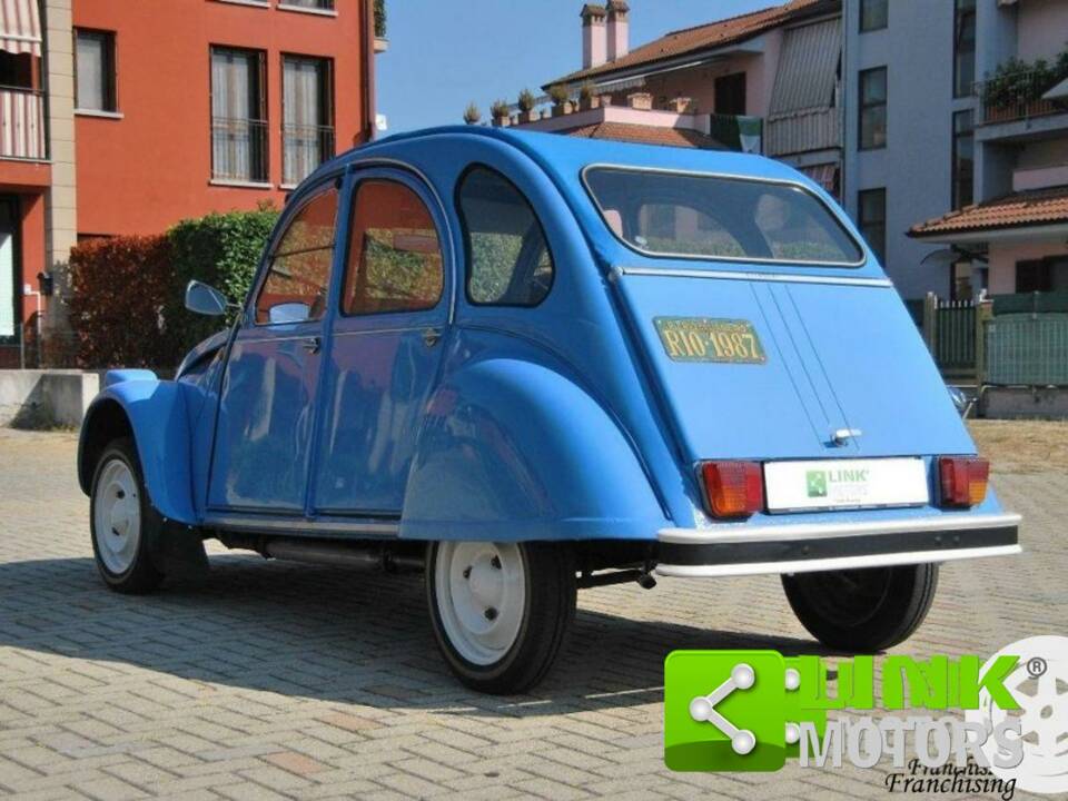 Image 4/10 of Citroën 2 CV 4 (1977)