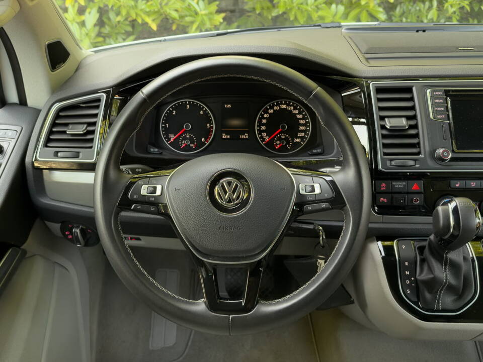 Bild 24/32 von Volkswagen T6 Multivan 2.0 TDI (2017)