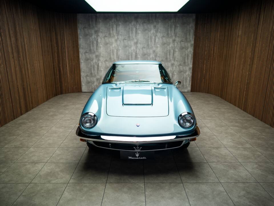 Image 3/97 of Maserati Mistral 3700 (1965)