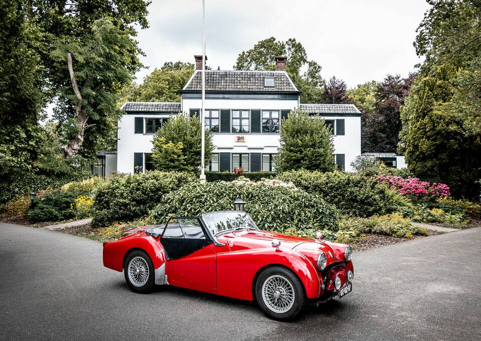Image 4/8 of Triumph TR 2 (1955)