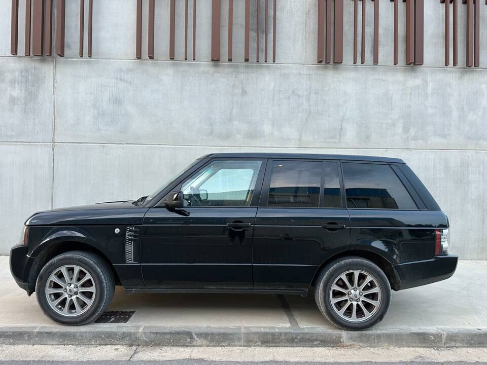 Bild 2/12 von Land Rover Range Rover 4.4 TDV8 Vogue SE (2012)