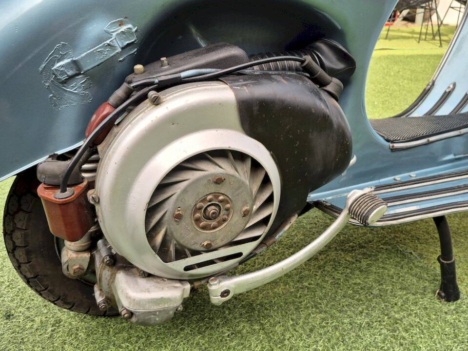 Immagine 28/28 di Piaggio Vespa 150 (1962)