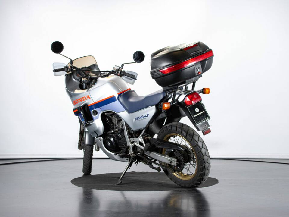 Image 2/43 of Honda XL 600V Transalp (1987)