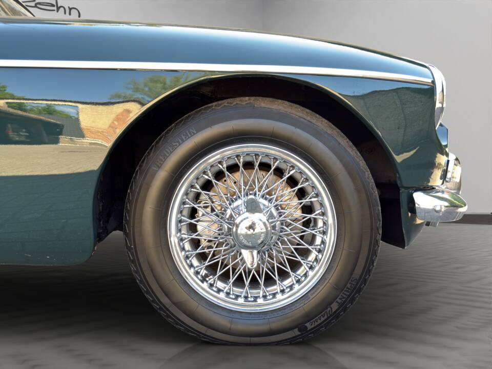 Image 20/23 de MG MGB GT (1972)