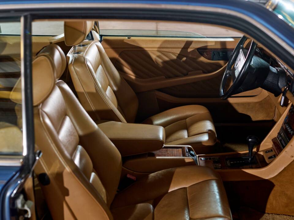 Bild 35/42 von Mercedes-Benz 560 SEC (1991)