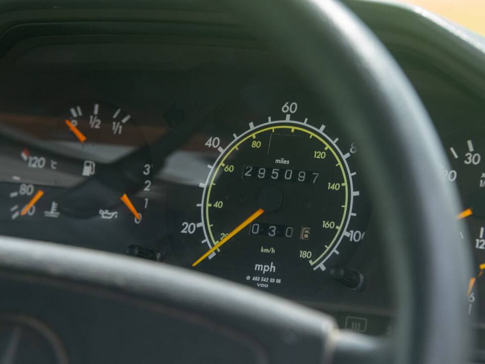 Bild 20/39 von Mercedes-Benz 300 GE (lang) (1995)