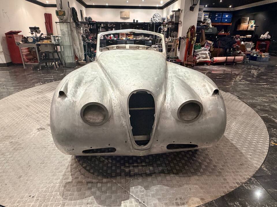 Immagine 2/39 di Jaguar XK 140 DHC (1955)