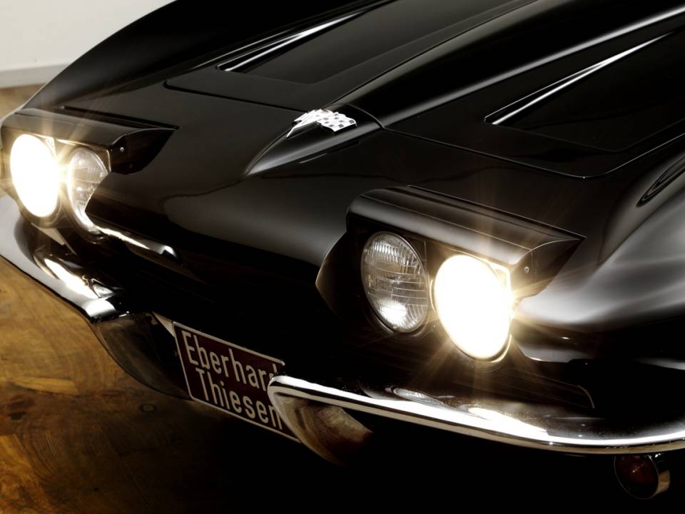 Image 18/25 de Chevrolet Corvette Sting Ray Convertible (1964)
