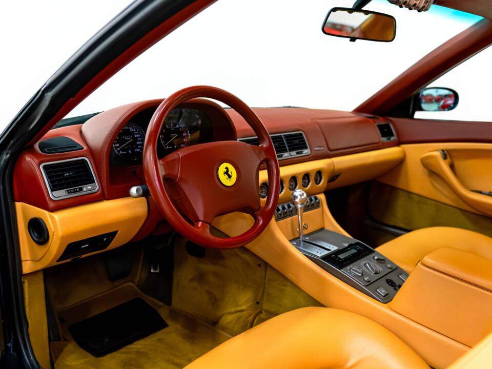 Image 34/66 of Ferrari 456 GTA (1997)