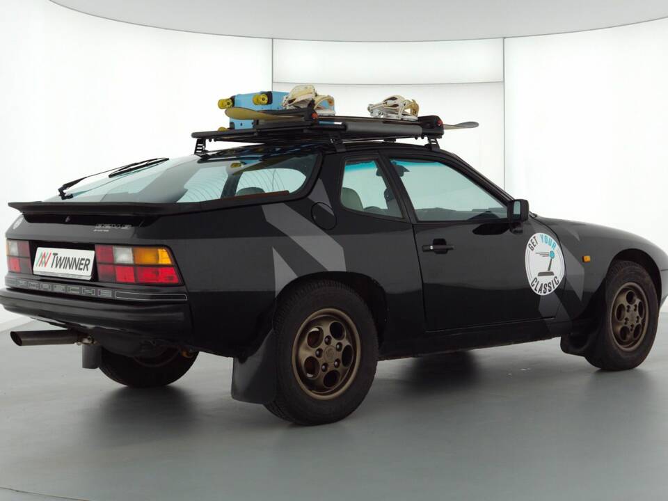 Image 16/44 of Porsche 924 S (1986)