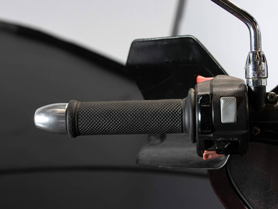 Image 35/50 of Yamaha XTZ 750 SuperTéneré (1990)