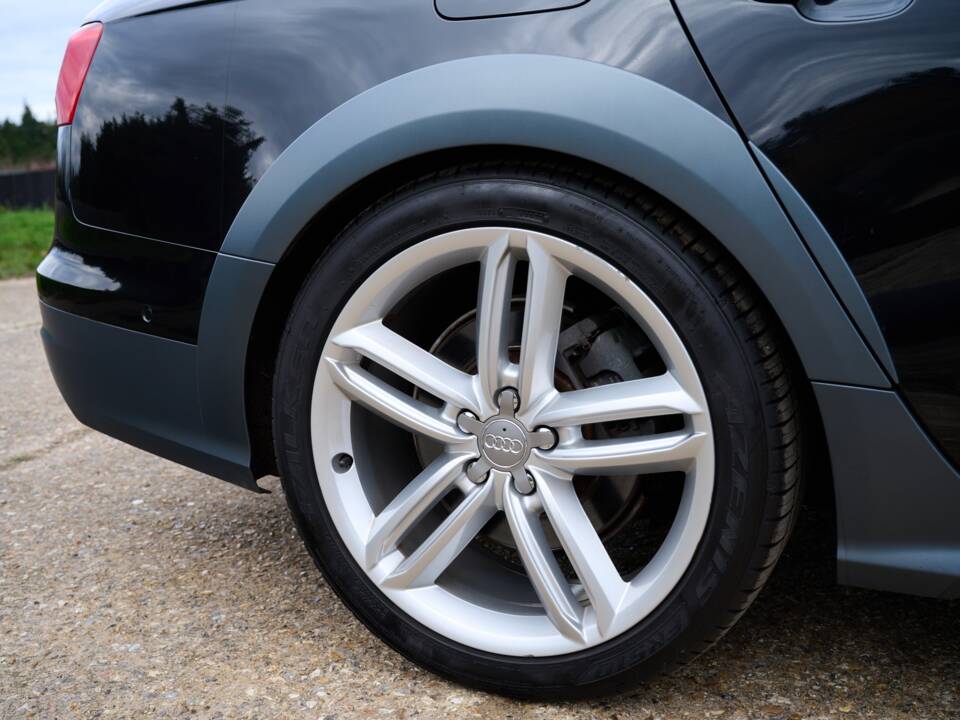 Image 21/50 of Audi A6 3.0 TFSI allroad quattro (2013)