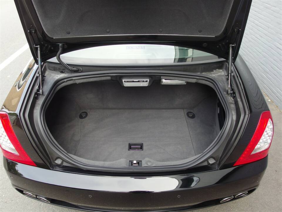 Bild 77/98 von Maserati Quattroporte S 4.7 (2010)