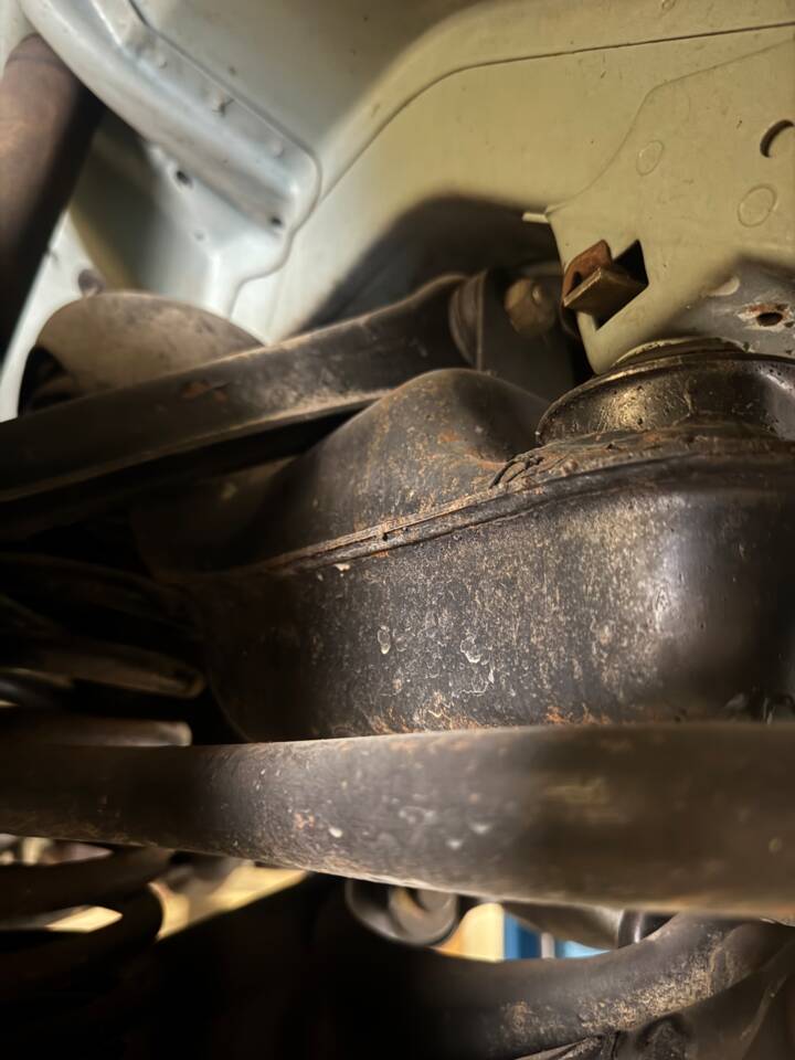 Image 19/32 of Mercedes-Benz 250 C (1972)