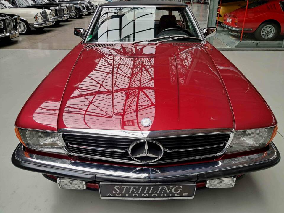Immagine 5/26 di Mercedes-Benz 300 SL (1989)