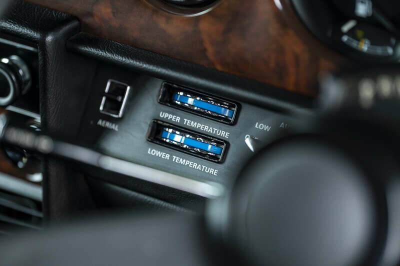 Image 19/37 of Bentley Corniche I (1978)
