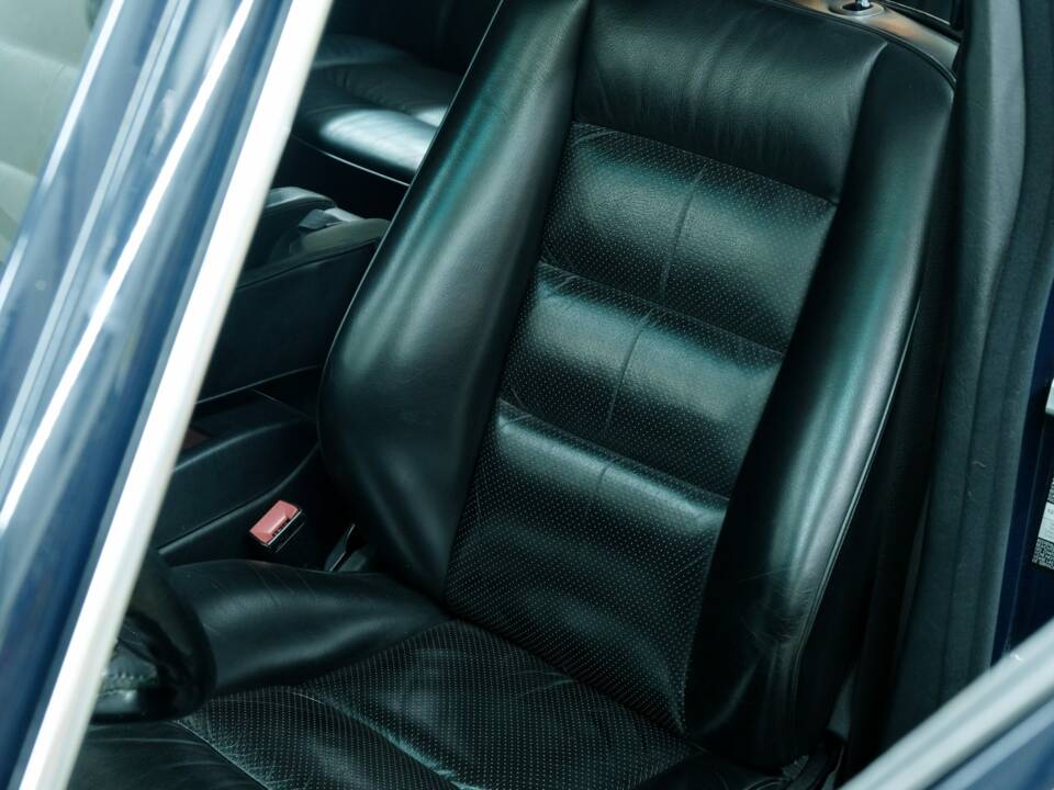 Bild 27/50 von Mercedes-Benz 500 SEL (1990)