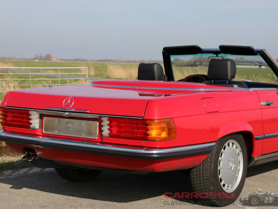 Imagen 39/41 de Mercedes-Benz 300 SL (1987)