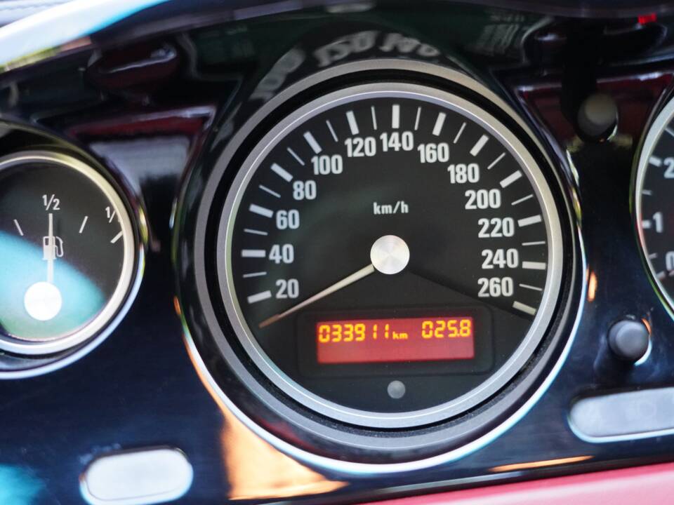 Image 14/16 de BMW Z8 (2001)