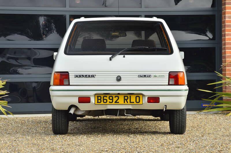 Image 13/35 of Peugeot 205 (1985)