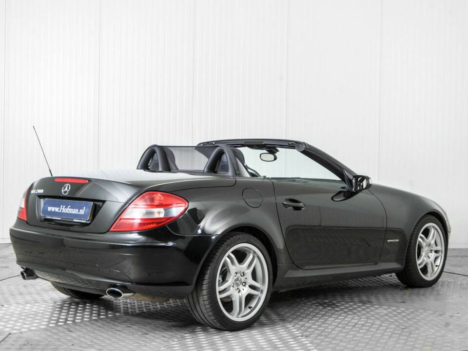 Afbeelding 2/50 van Mercedes-Benz SLK 200 Kompressor (2007)
