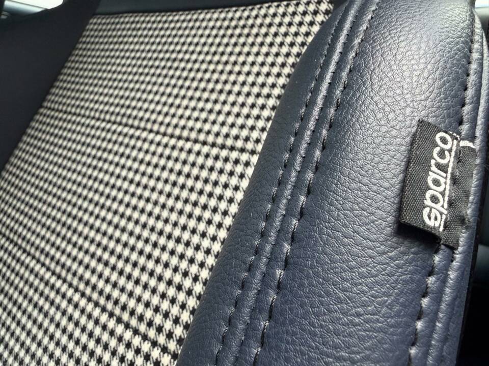Image 12/28 of Mercedes-Benz C 180 (1994)