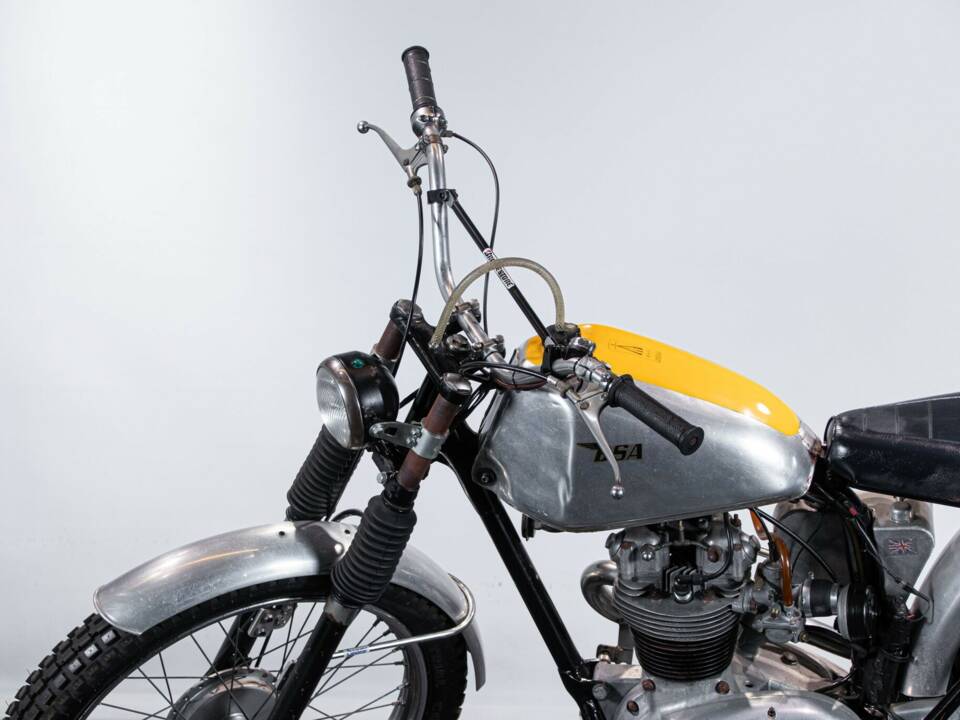 Bild 23/50 von BSA C 15 Scrambler (1963)