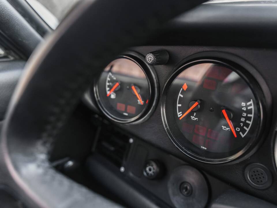 Bild 57/90 von Porsche 911 Carrera RS (1992)