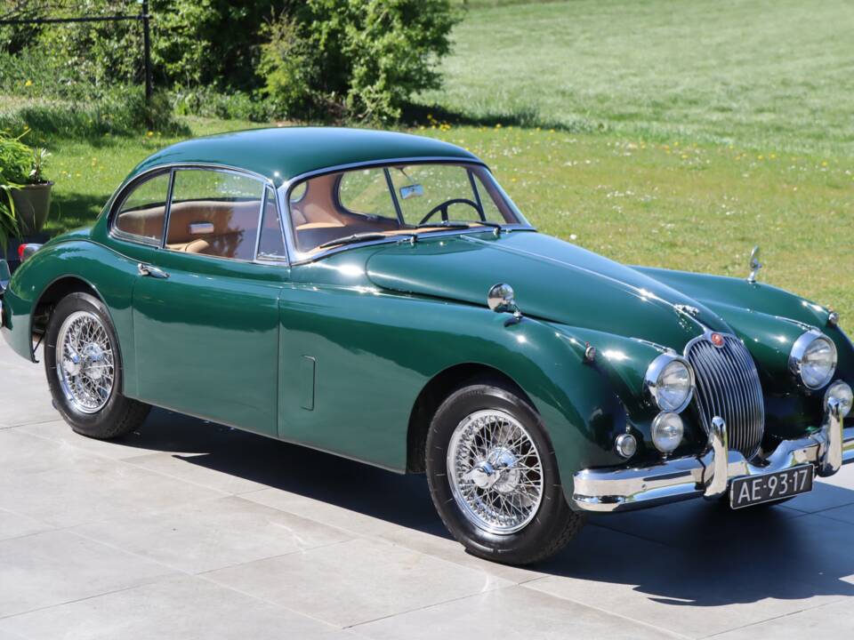 Image 16/50 of Jaguar XK 150 FHC (1959)