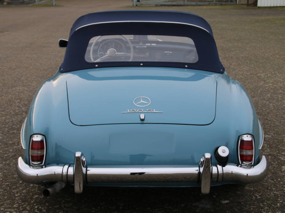 Afbeelding 20/68 van Mercedes-Benz 190 SL (1961)