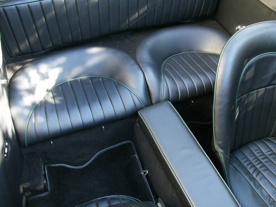 Image 17/40 of Austin-Healey 3000 Mk III (BJ8) (1965)
