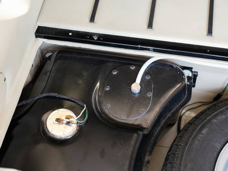 Bild 14/102 von Jaguar E-Type 4.2 (1966)