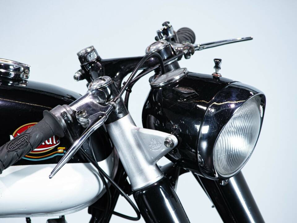 Image 9/50 of Mondial 125 (1961)