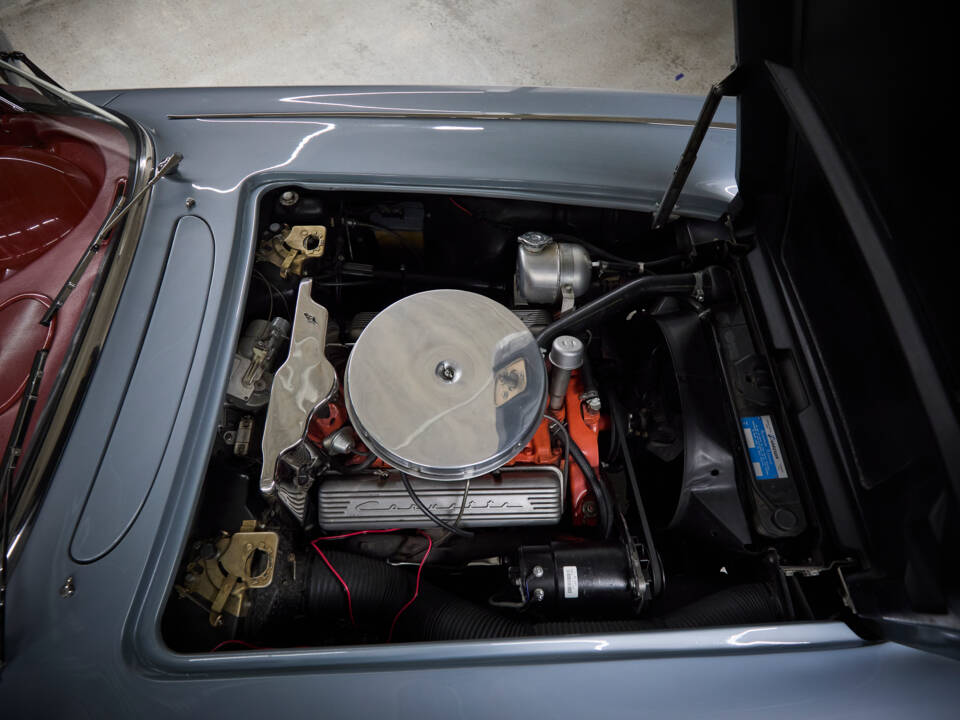 Image 50/78 of Chevrolet Corvette (1962)